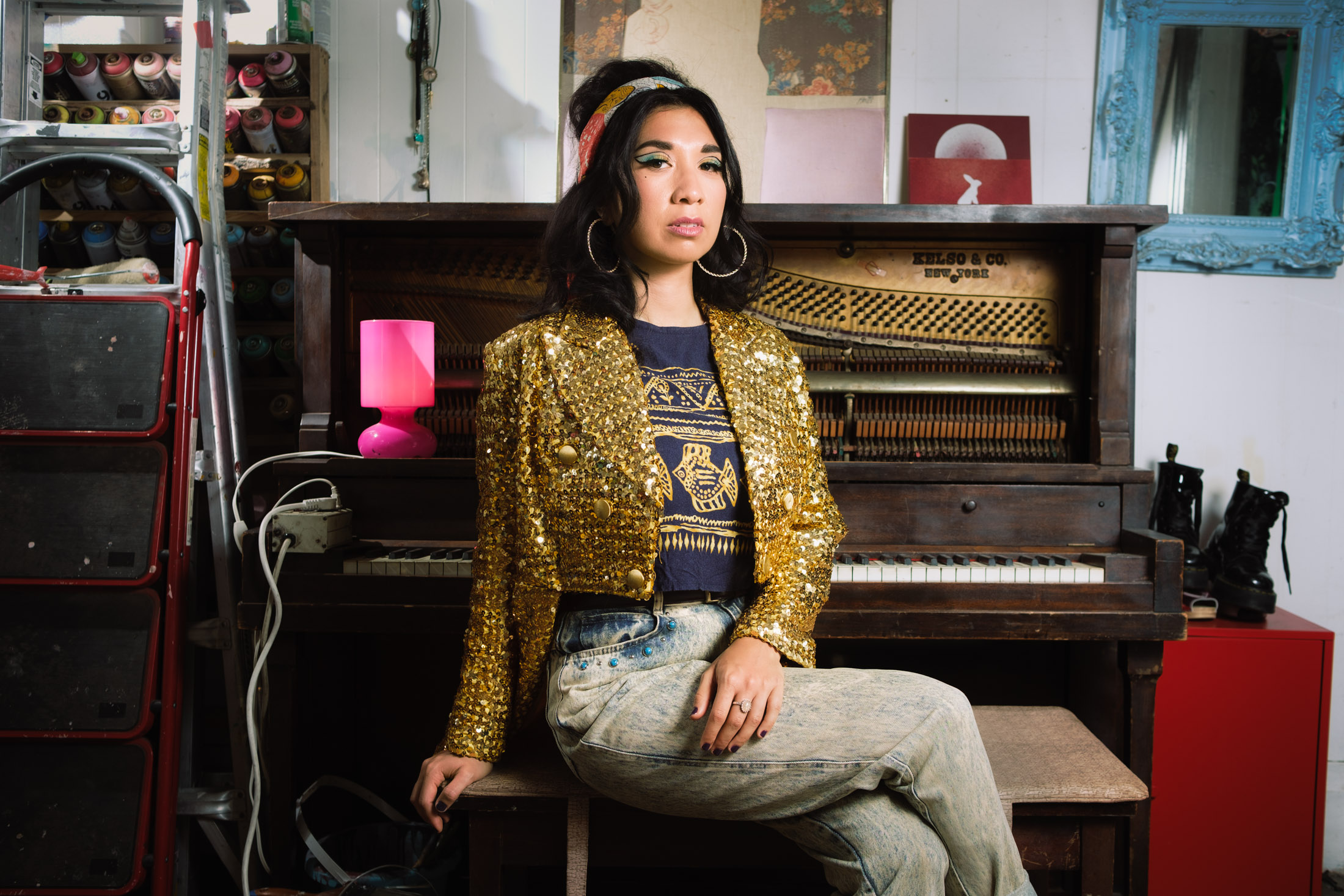 Oakland-based artist Ruby Mountain in retro-inspired fashion.